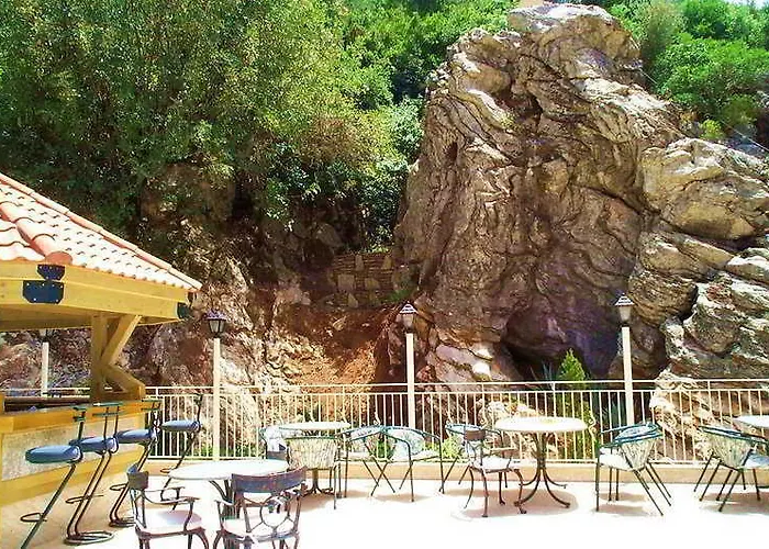 Captain Silver 3* إتْشميلير